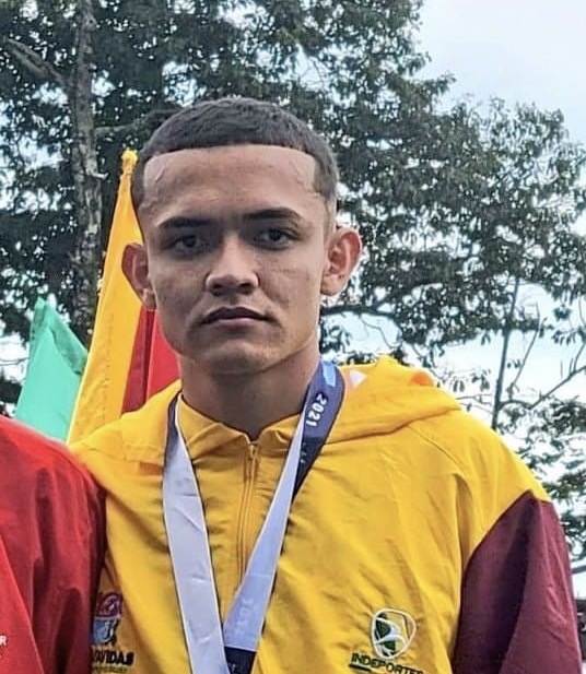 LUIS ALFREDO HERNÁNDEZ, A LA SELECCIÓN COLOMBIA SUB-23 DE ATLETISMO
