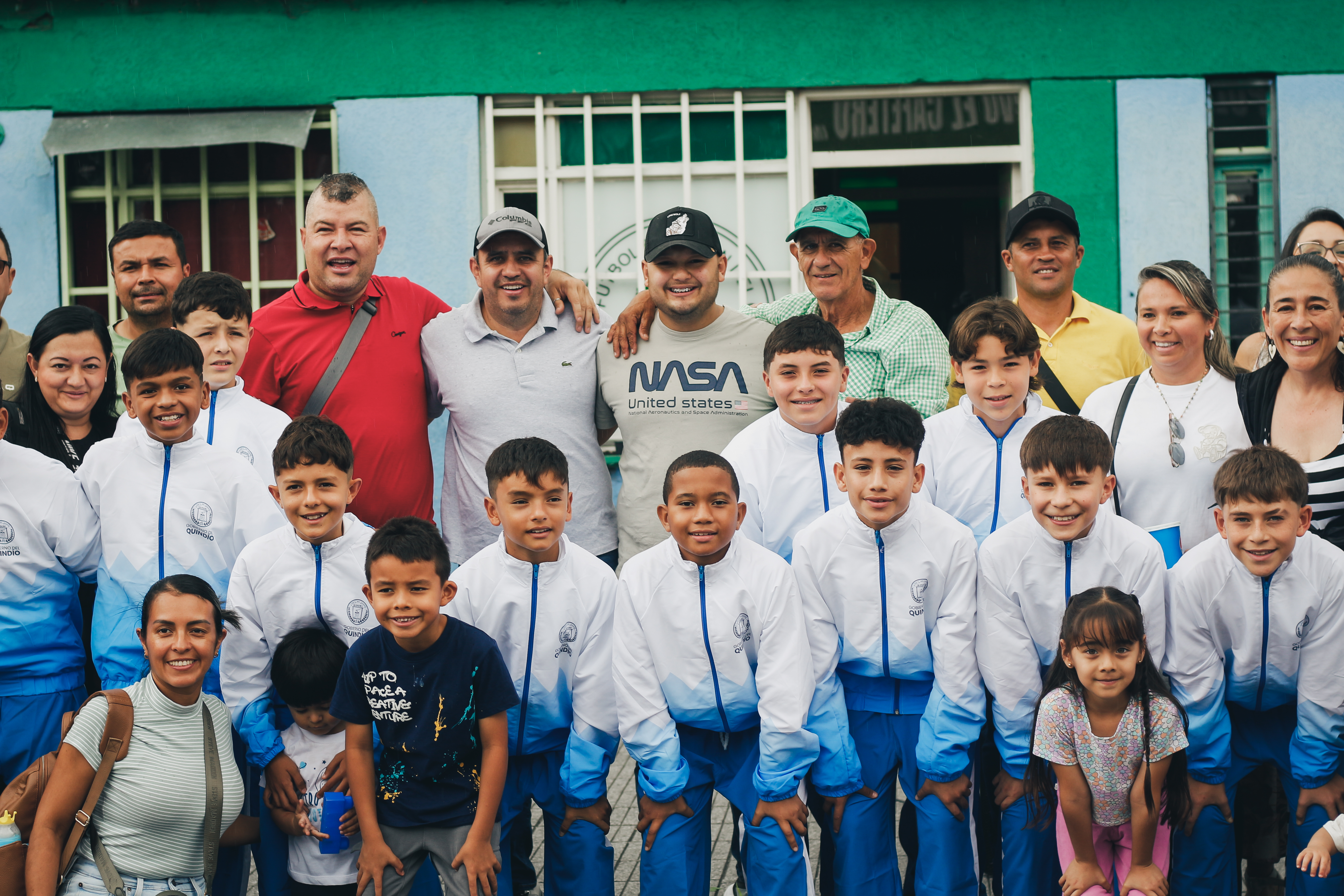 ¡RESPALDO TOTAL! CON INVERSIÓN DE INDEPORTES Y LA ‘VE’ EN EL PECHO, SUB-13 VIAJA AL NACIONAL DE FÚTBOL DE SALÓN